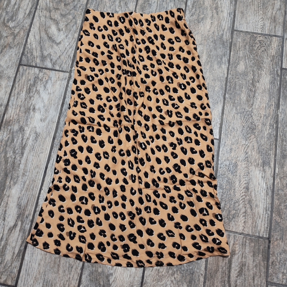 Target a New Day Cheetah Leopard Animal Print Midi Skirt - Picture 6 of 8